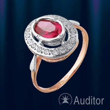 В Бресте белорусский сувенир больше