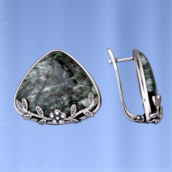 Russisches Silber Ohrringe mit Klinochlor