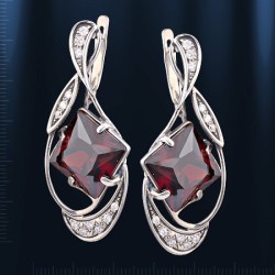 Ohrhaenger mit Granat. Silber 925°