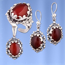  Russische Silberschmuck. Silberset