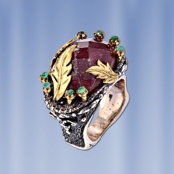Ring mit Rubinen & Smaragden. Silber
