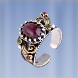  Ring mit Rubin. Silber