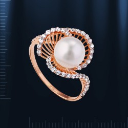 Ring mit Perle & Zirkonia. Rotgold