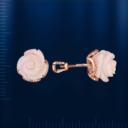 Ohrstecker mit Koralle. Rotgold