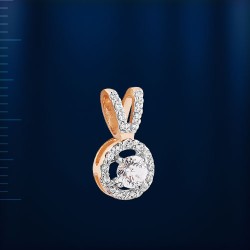 Anhaenger mit Swarovski&reg; Kristallen. Gold