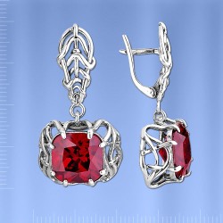Ohrhaenger mit Granat. Silber