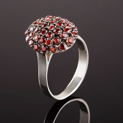  Silberring. Granat
