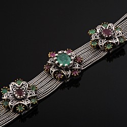 Armband. Smaragde, Rubine