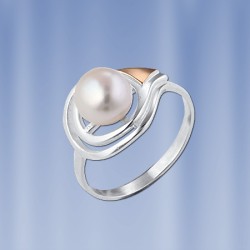 Ring mit Perle. Rotgold, Silber