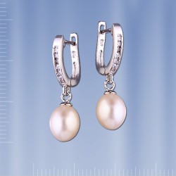 Ohrringe mit Perle. Silber 