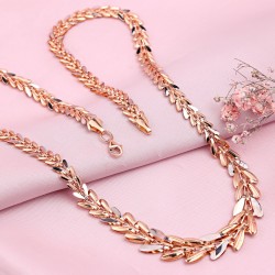 Russisches Gold in Deutschland Goldcollier Goldarmband