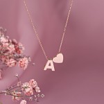 Золотое колье "А" с сердцем