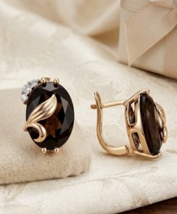 Russisches Goldschmuck
