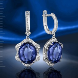 Weissgoldohrhaenger mit Diamanten und Saphir