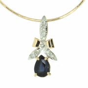 Goldanhänger mit Saphir und Diamanten
