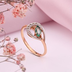Goldring mit Diamanten Smaragd Russisches Gold in Deutschland