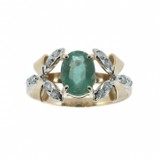 Goldring mit Smaragd und Diamanten