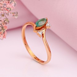 Goldring mit Diamanten & Smaragd