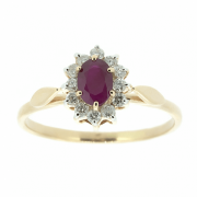 Goldring mit Rubin und Diamanten