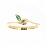 Goldring mit Smaragd und Diamant