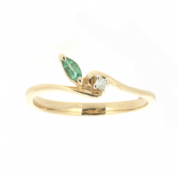Goldring mit Smaragd und Diamant
