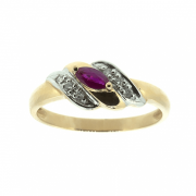 Goldring mit Rubin und Diamanten