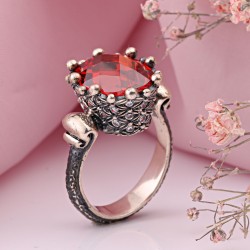 Ring aus 925er Silber Zirkonia Granat
