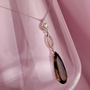 Vergoldetes Silbercolier mit Rauchquarz & Zirkonia