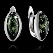 Silberohrringe mit gruenem Bernstein