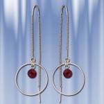 Ohrhaenger aus Silber mit Granat