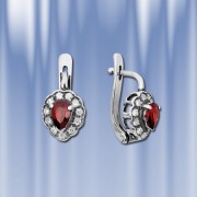 Ohrringe aus Silber 925 mit Granat