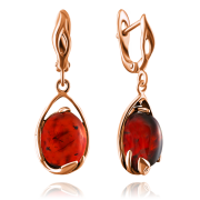 Vergoldete Silberohrhaenger. Bernstein