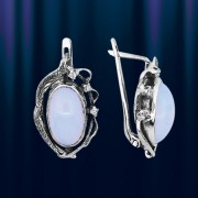 Ohrringe aus Silber mit Mondstein