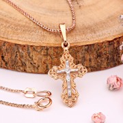 Kreuzanhänger mit Goldkette 585