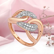 Goldring mit Diamanten