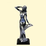 Statuette Traeumerei