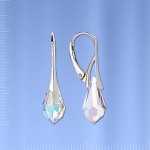 Ohrhaenger mit Swarovski&reg;  Kristallen. Silber
