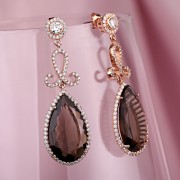 Vergoldete Silberohrhaenger als Ohrstecker mit Rauchquarz & Zirkonia