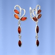 Ohrhaenger aus Silber mit Bernstein