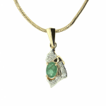 Goldanhänger mit Smaragd und Diamanten