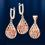 Anhaenger & Ohrhaenger mit Fianiten. Rotgold