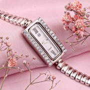 Silberarmbanduhr mit Zirkonia