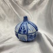 Gschel Porzellangefaess fuer Knoblauch