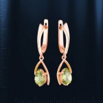 Russische Ohrhaenger Rotgold mit Chrysolith