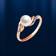 Ring mit Perle aus Rotgold