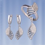 Серебряный набор с цирконом