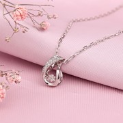 Halscollier aus Weißgold Dancing Diamonds