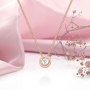 Rotgoldhalskette mit Diamant