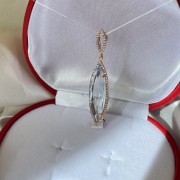 Vergoldeter Silberanhaenger mit Topas & Zirkonia