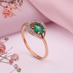 Кольцо из золота с бриллиантом и изумрудом. Русское золото